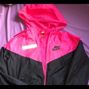 Branded Jackets/Hoodies/Zip up’s